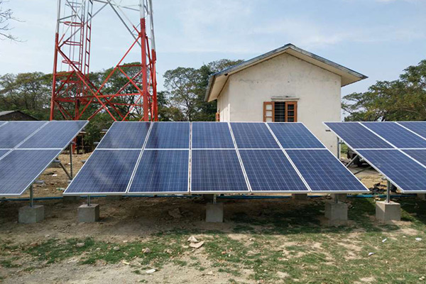 Solar Power Supply System for Communication Base Stations